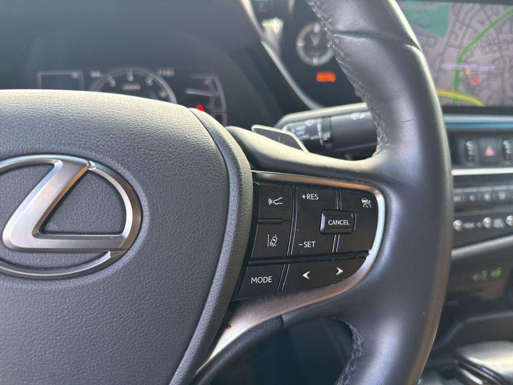 used 2022 Lexus ES 350 car, priced at $29,359