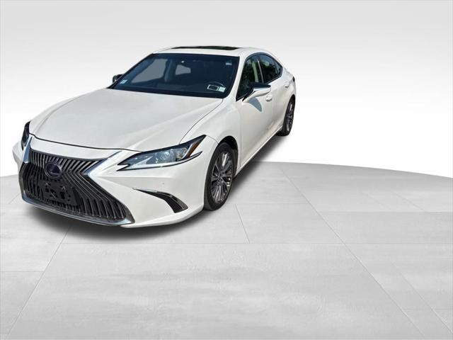 used 2021 Lexus ES 300h car, priced at $35,312