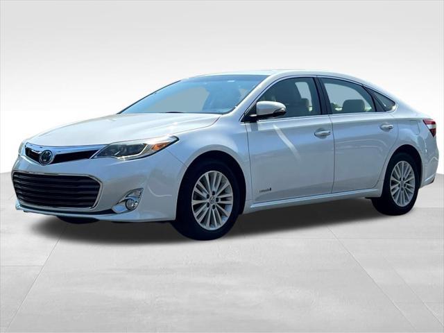 used 2015 Toyota Avalon Hybrid car, priced at $13,900
