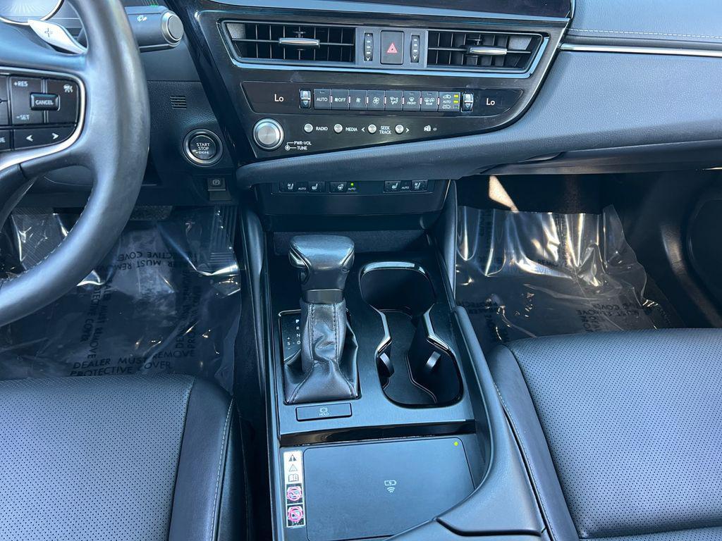 used 2023 Lexus ES 350 car, priced at $36,147