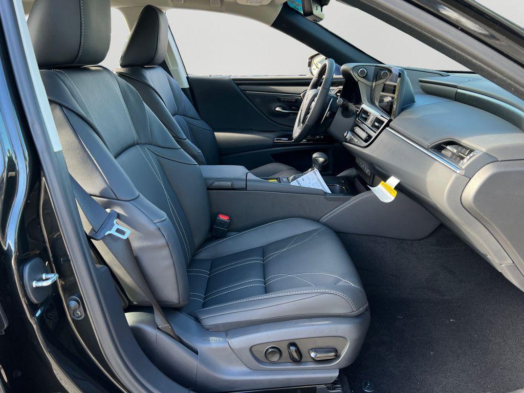 new 2025 Lexus ES 350 car, priced at $54,604