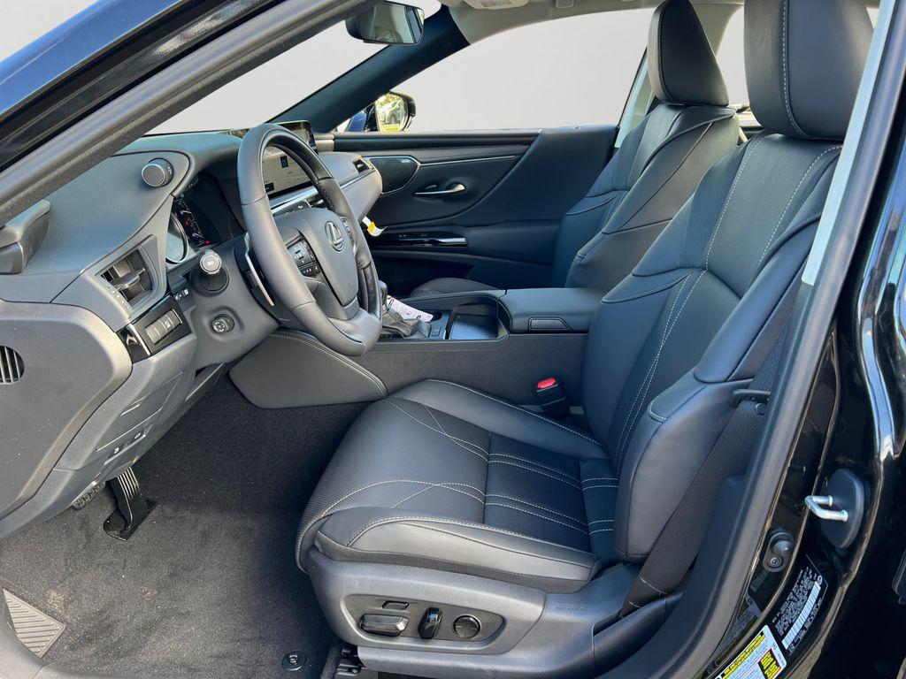 new 2025 Lexus ES 350 car, priced at $54,604