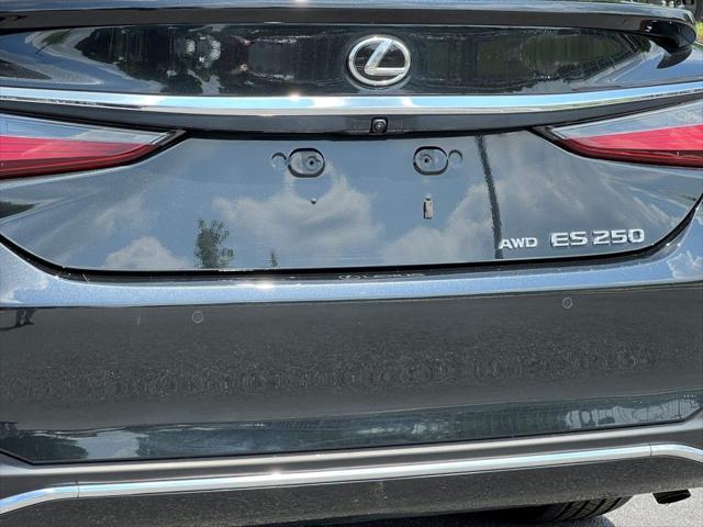 used 2024 Lexus ES 250 car, priced at $36,748