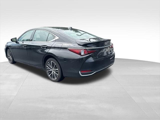used 2024 Lexus ES 250 car, priced at $37,500