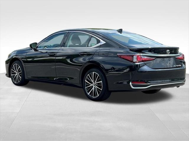 used 2024 Lexus ES 250 car, priced at $36,748