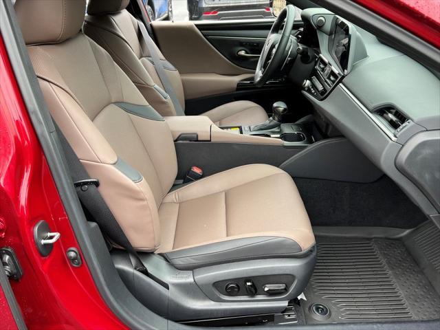 used 2025 Lexus ES 350 car, priced at $43,560