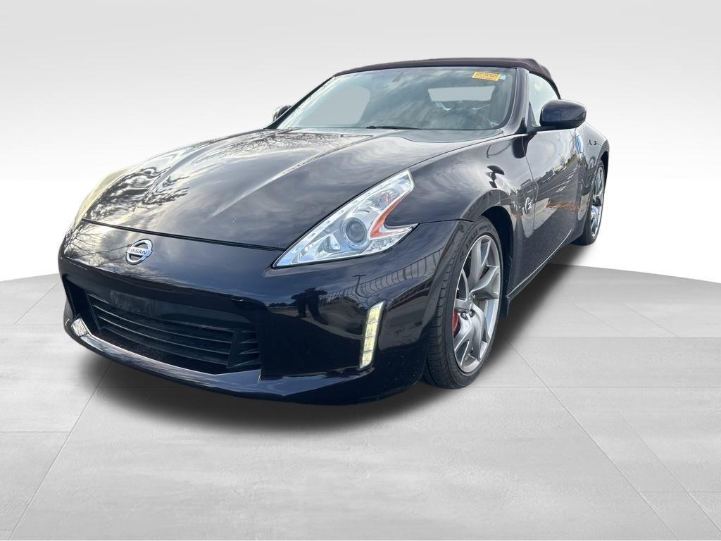 used 2014 Nissan 370Z car, priced at $19,750