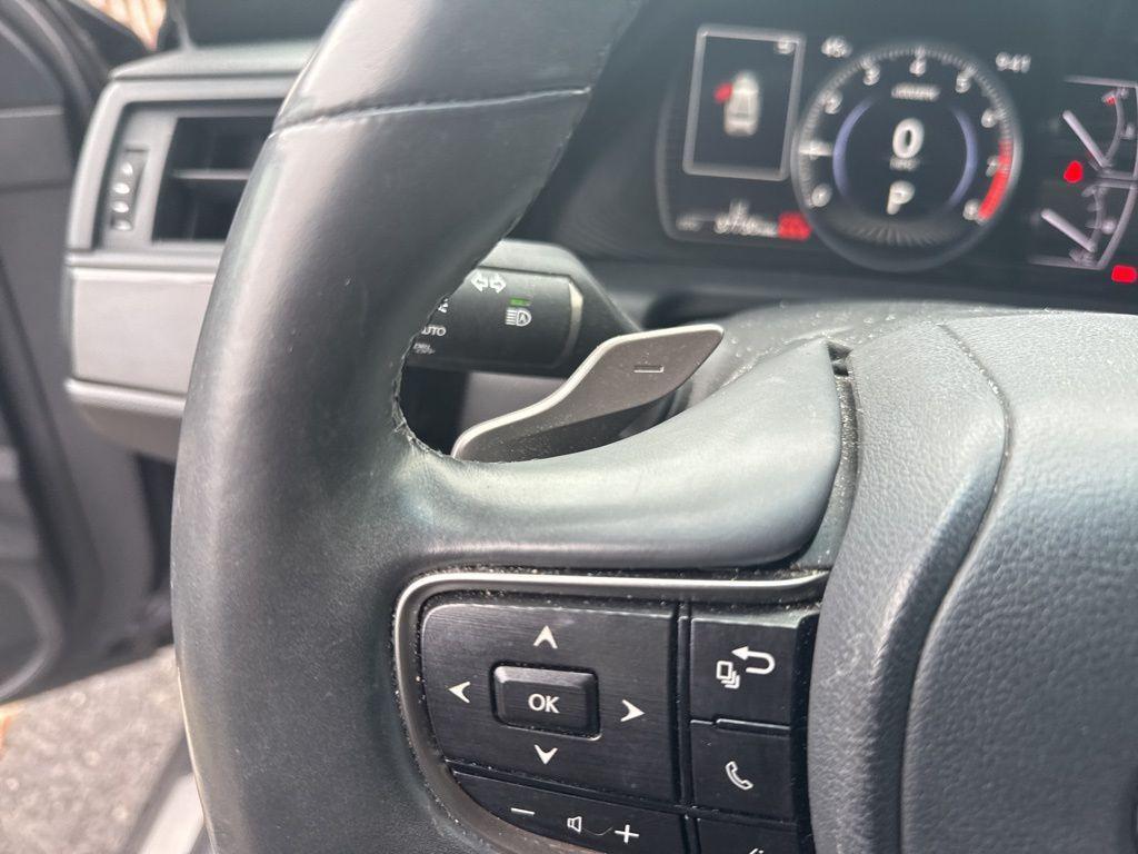 used 2023 Lexus ES 350 car, priced at $32,662