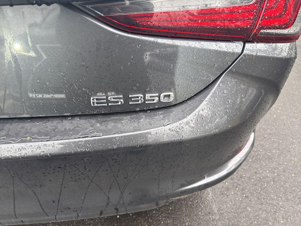 used 2023 Lexus ES 350 car, priced at $32,662