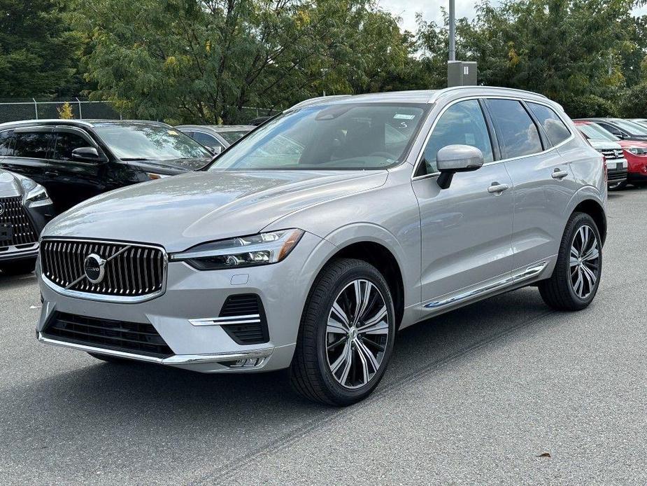 used 2022 Volvo XC60 car, priced at $37,799