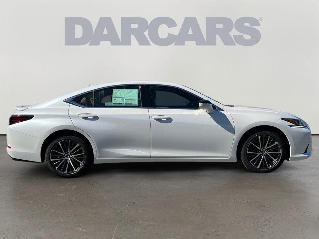 new 2025 Lexus ES 350 car, priced at $46,527