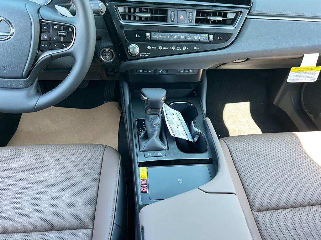 new 2025 Lexus ES 300h car, priced at $49,929