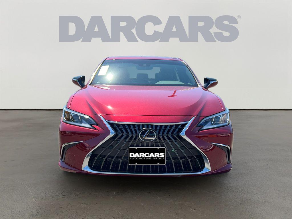 new 2025 Lexus ES 300h car, priced at $49,929