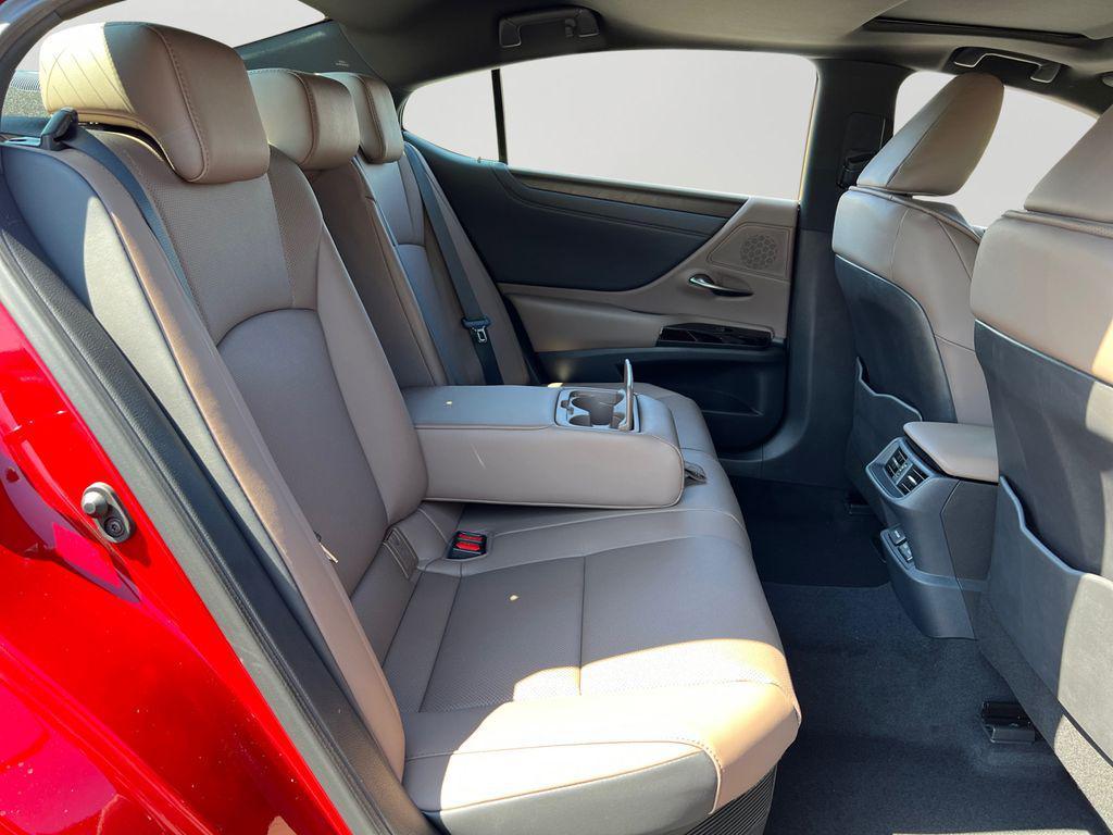 new 2025 Lexus ES 300h car, priced at $49,929