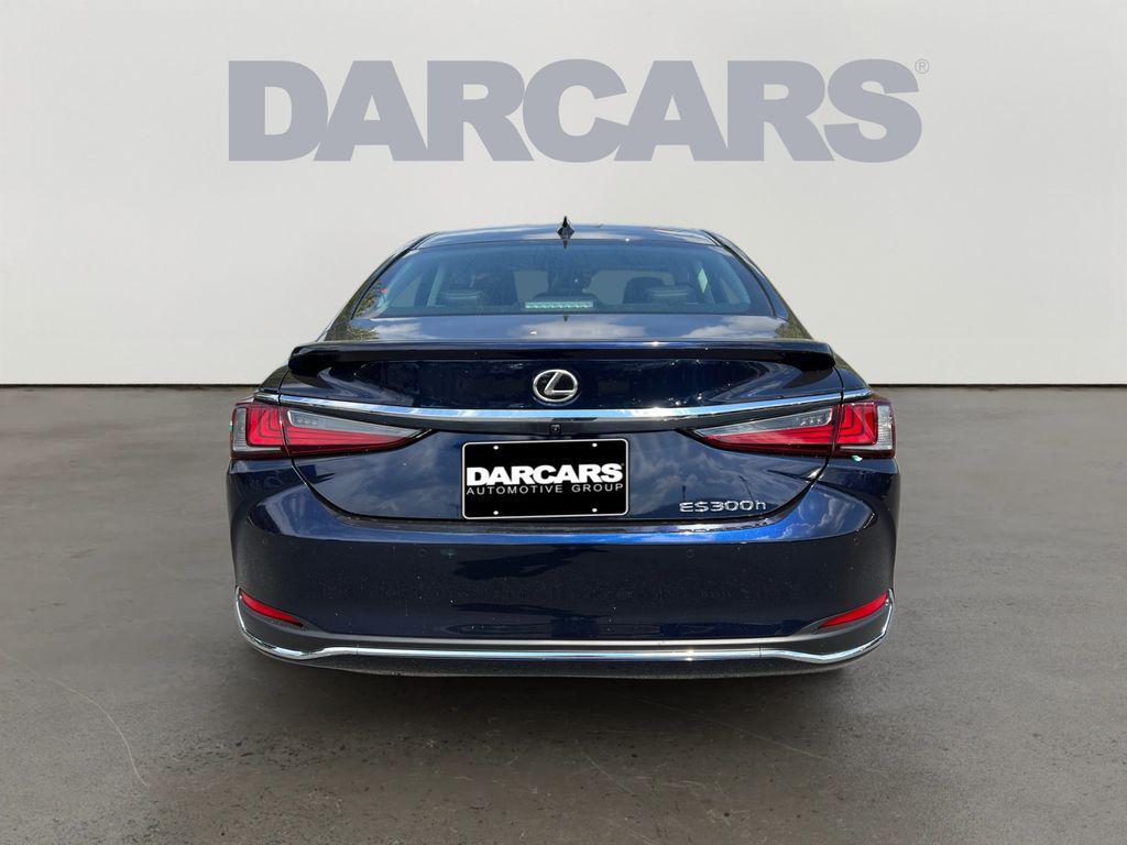 new 2025 Lexus ES 300h car, priced at $51,489