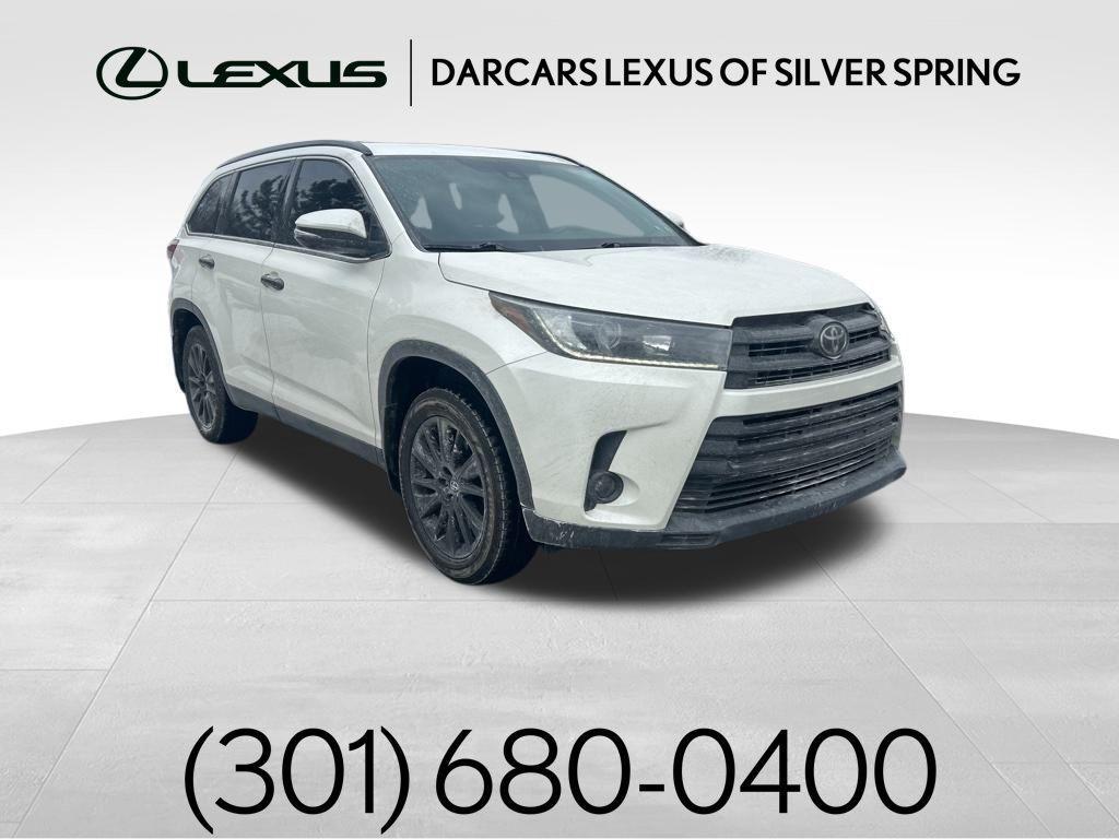 used 2019 Toyota Highlander car, priced at $28,484