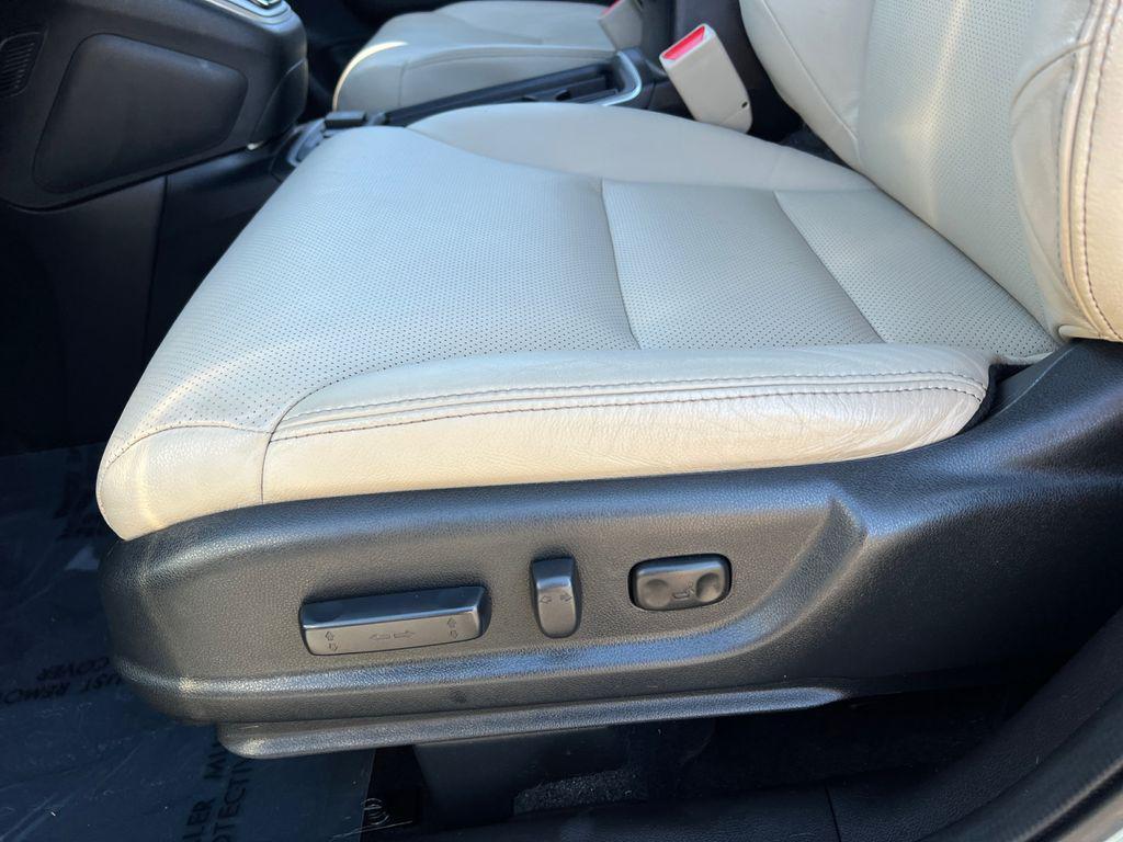 used 2016 Honda CR-V car, priced at $17,899
