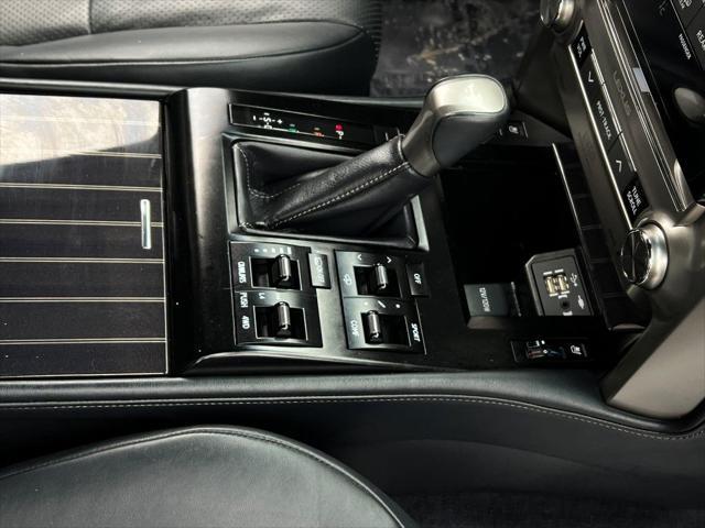 used 2020 Lexus GX 460 car, priced at $45,900