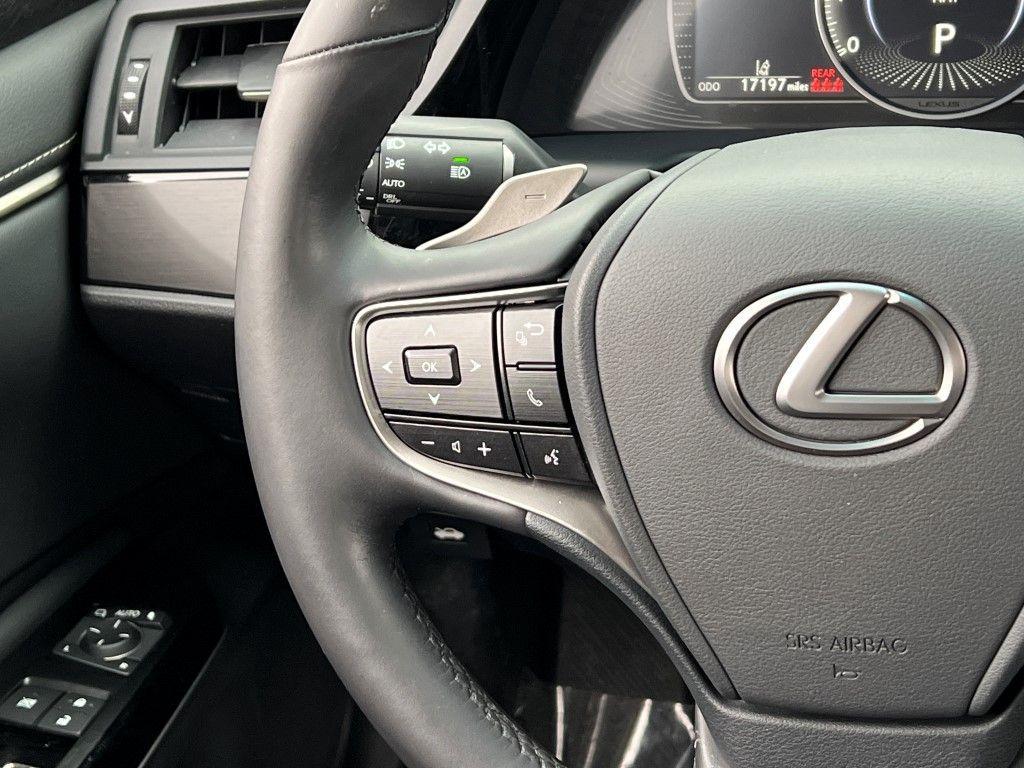 used 2022 Lexus ES 350 car, priced at $35,057