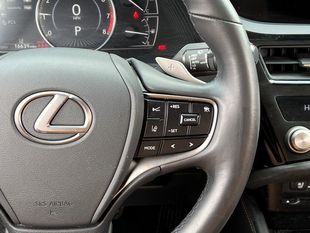 used 2022 Lexus ES 350 car, priced at $34,800