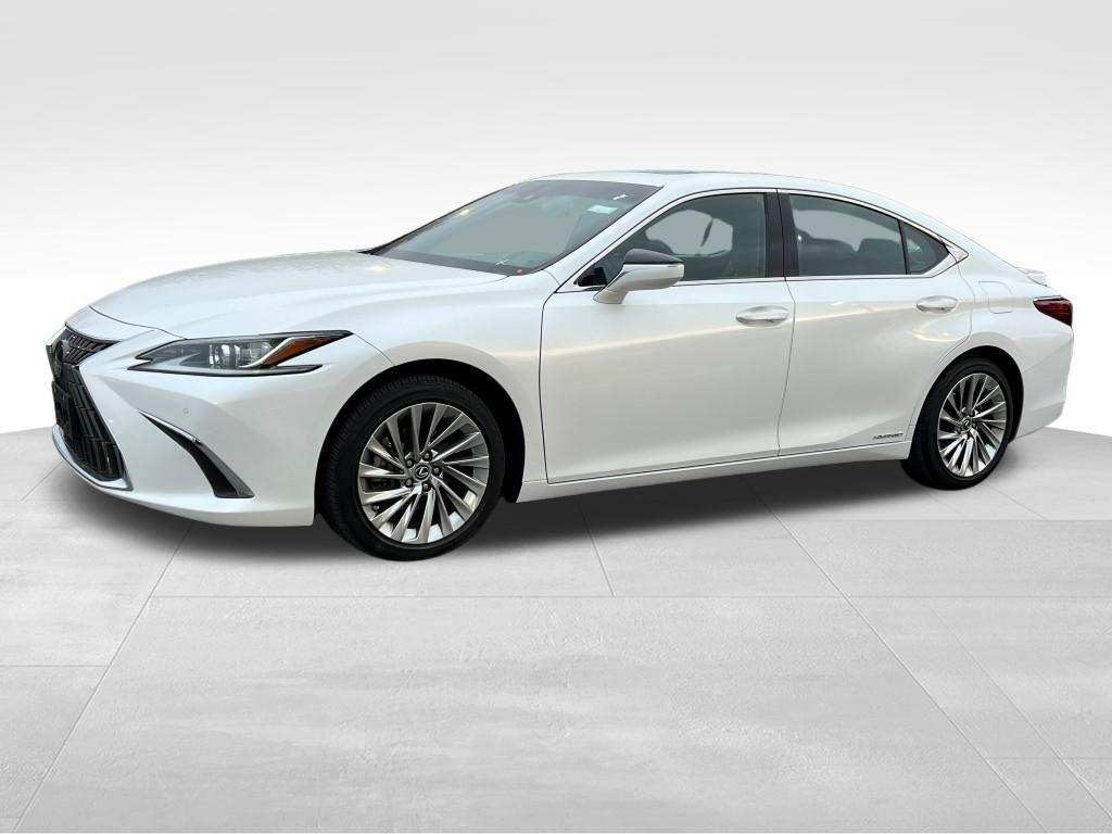 used 2022 Lexus ES 300h car, priced at $42,400