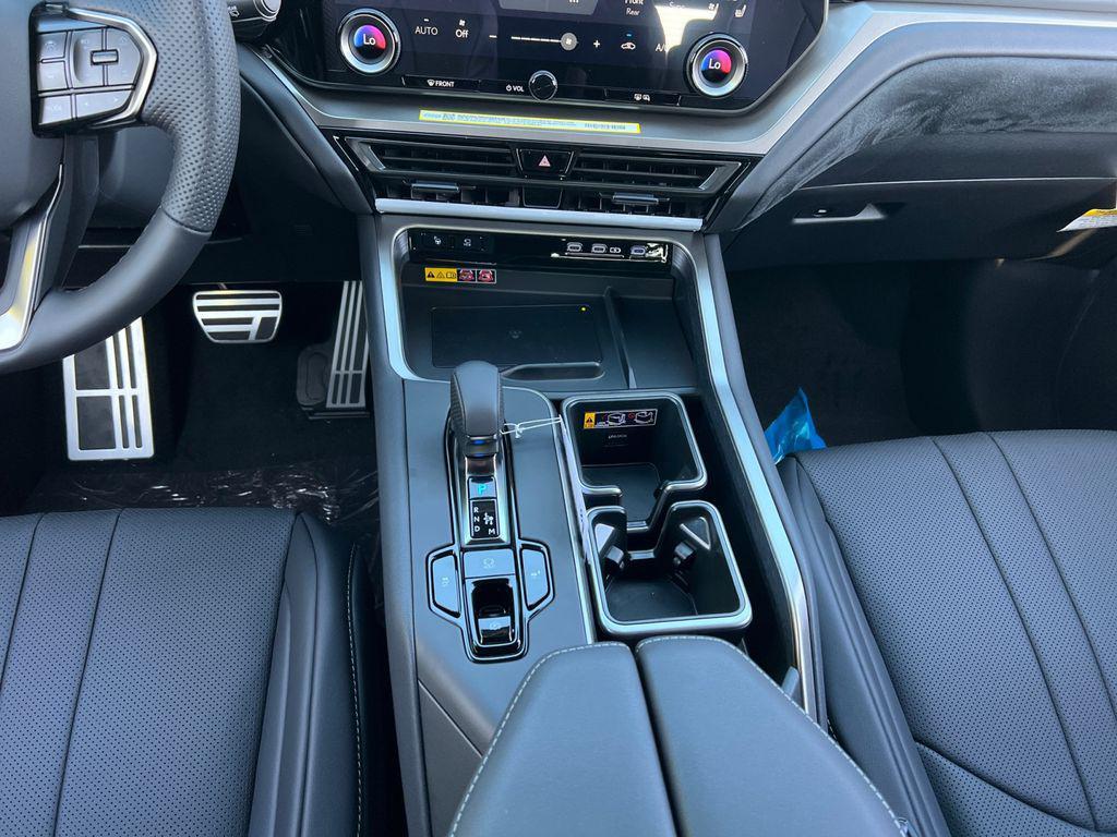 new 2025 Lexus TX 500h car, priced at $73,105