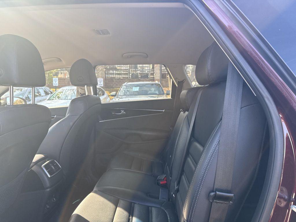 used 2019 Kia Sorento car, priced at $17,020