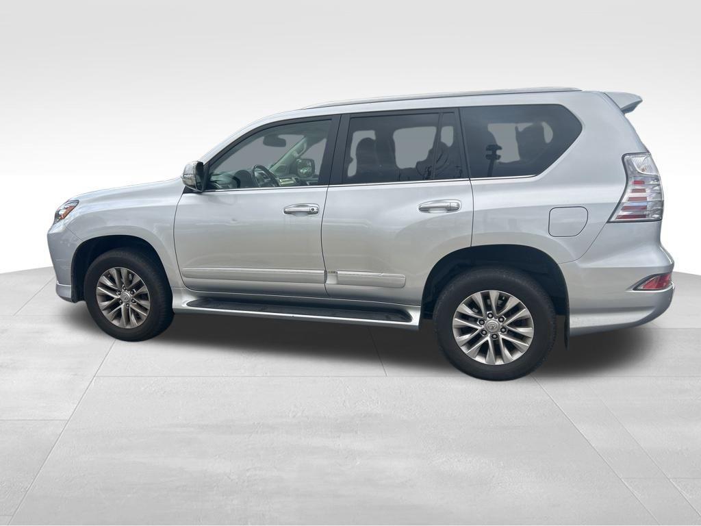 used 2015 Lexus GX 460 car, priced at $26,724