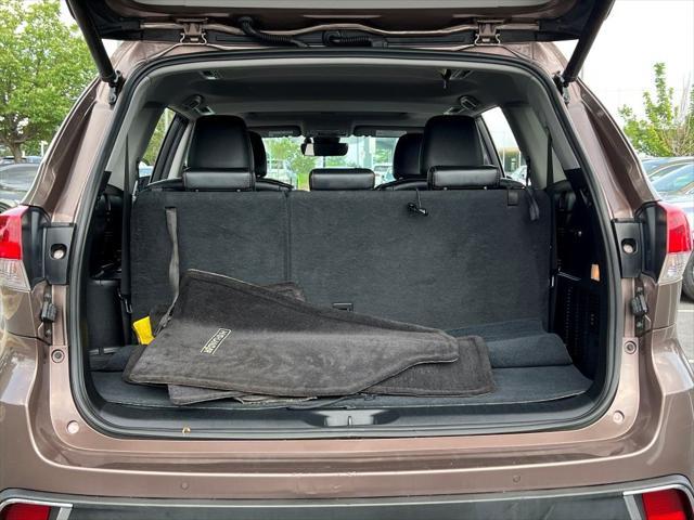 used 2017 Toyota Highlander Hybrid car, priced at $24,500