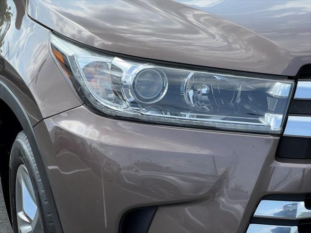 used 2017 Toyota Highlander Hybrid car, priced at $24,500