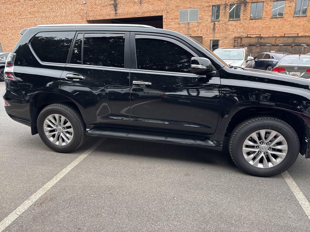used 2021 Lexus GX 460 car, priced at $44,631