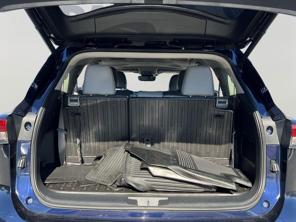 used 2021 Toyota Highlander car, priced at $32,599