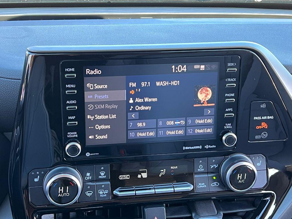 used 2021 Toyota Highlander car, priced at $32,599