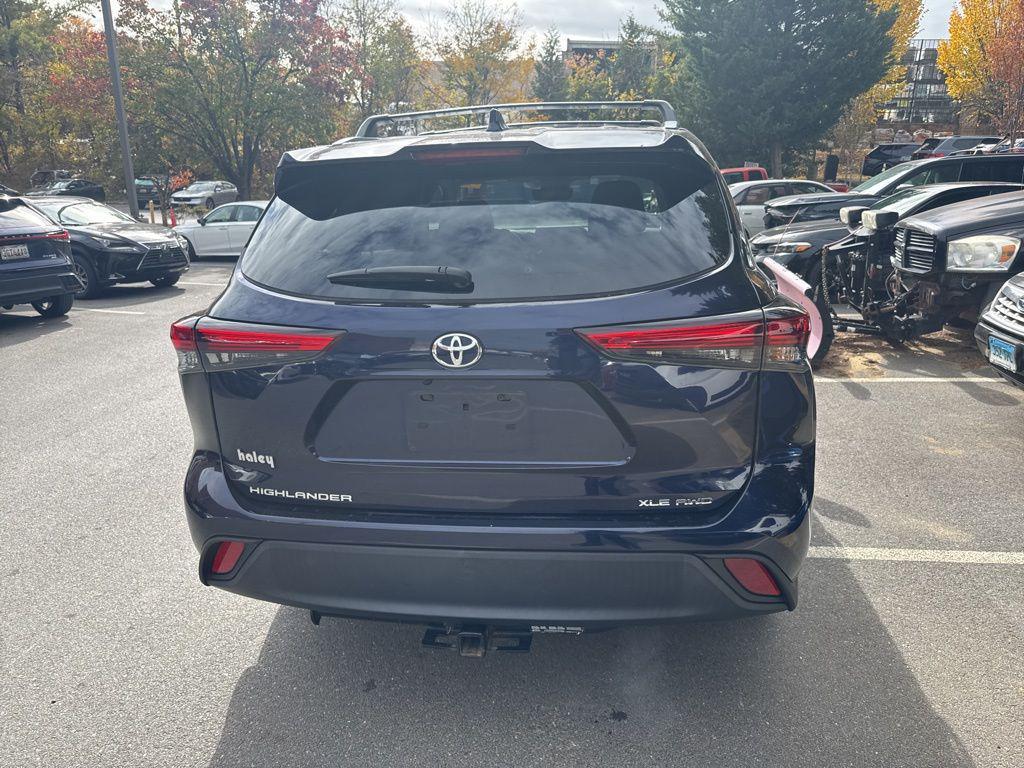 used 2021 Toyota Highlander car, priced at $32,820