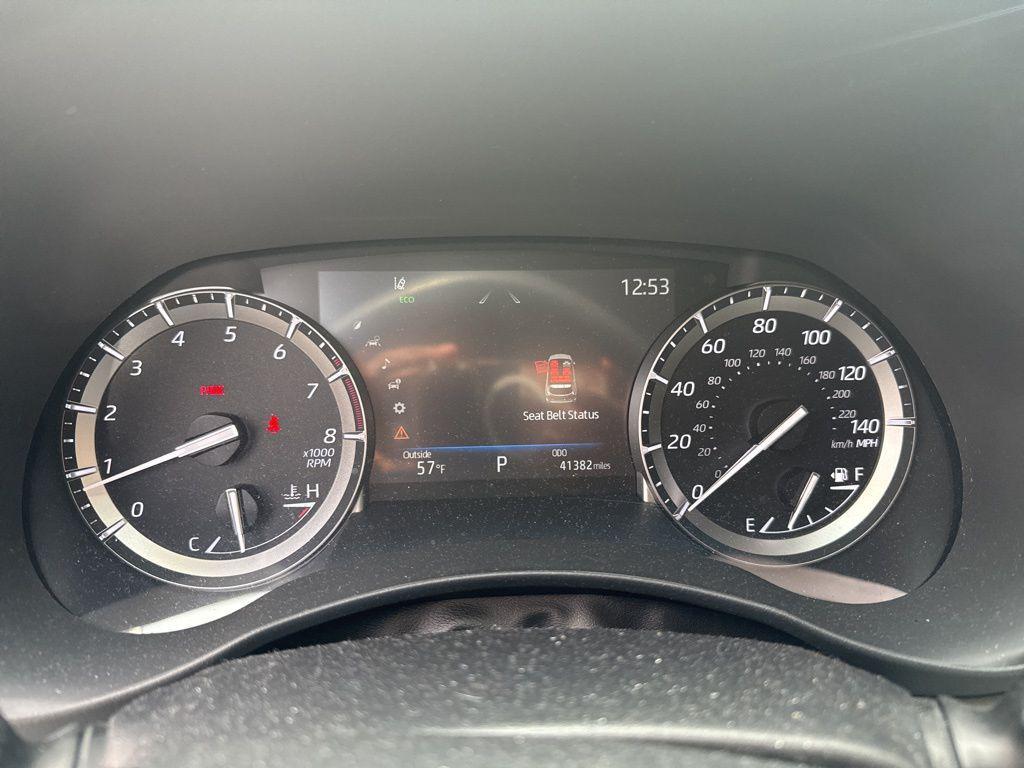 used 2021 Toyota Highlander car, priced at $32,820