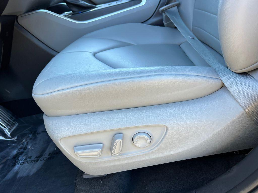 used 2021 Toyota Highlander car, priced at $32,599