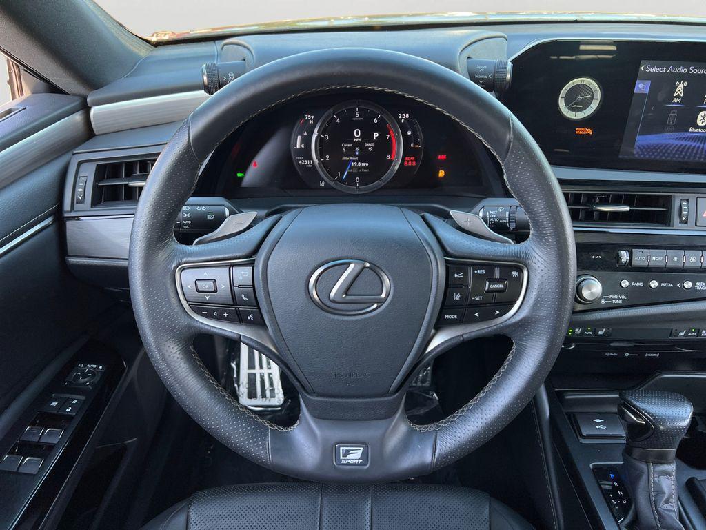 used 2022 Lexus ES 350 car, priced at $35,799