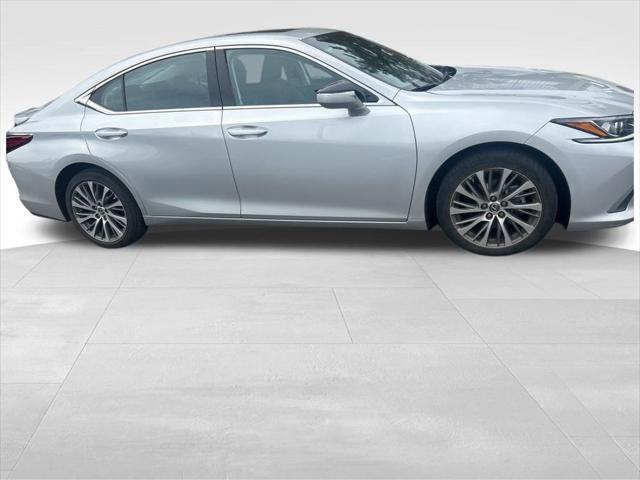 used 2021 Lexus ES 350 car, priced at $31,990