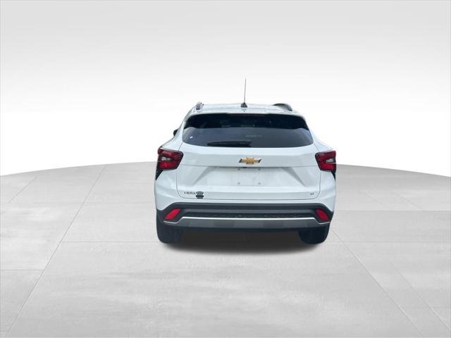 used 2025 Chevrolet Trax car, priced at $24,724