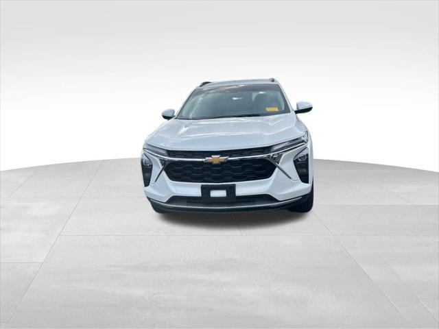 used 2025 Chevrolet Trax car, priced at $24,724