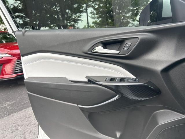 used 2025 Chevrolet Trax car, priced at $24,724