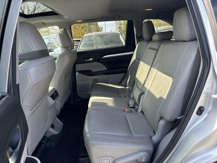 used 2018 Toyota Highlander car, priced at $28,598