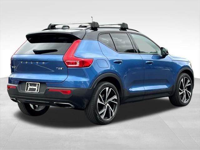 used 2020 Volvo XC40 car, priced at $27,400