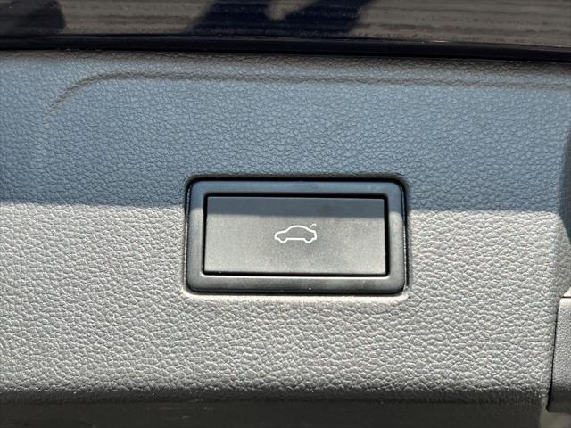 used 2021 Volkswagen Atlas car, priced at $28,400