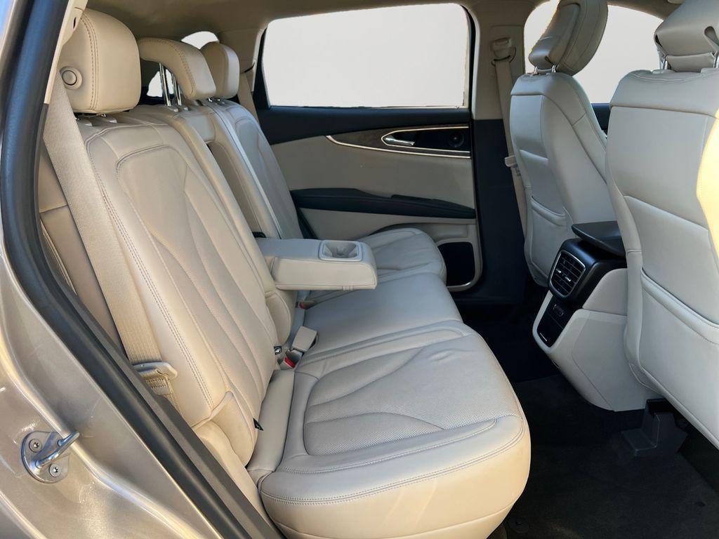 used 2020 Lincoln Nautilus car, priced at $25,199