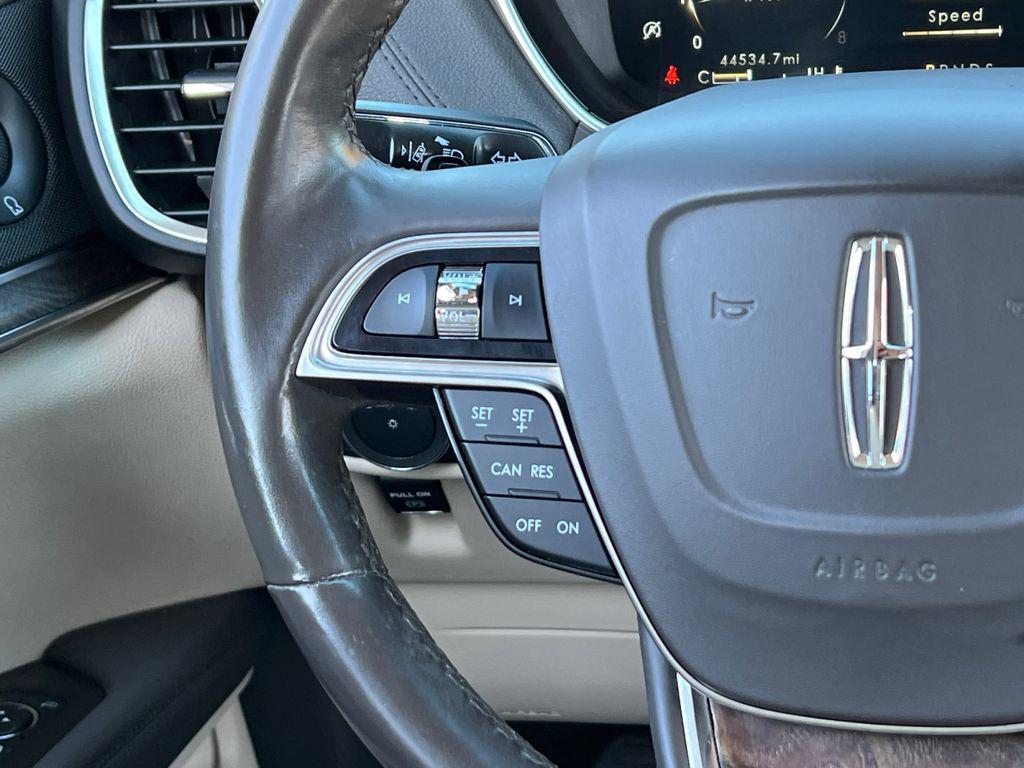 used 2020 Lincoln Nautilus car, priced at $25,199