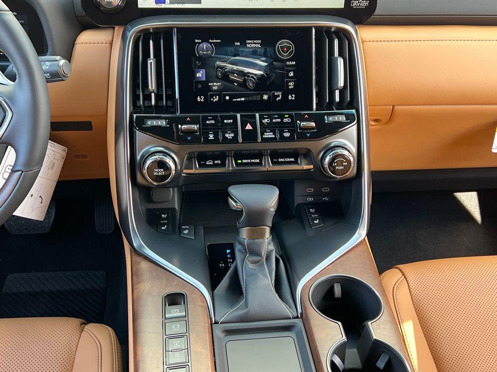 new 2025 Lexus LX 600 car, priced at $117,368