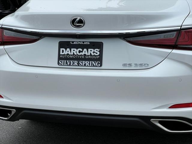 new 2025 Lexus ES 350 car, priced at $55,068