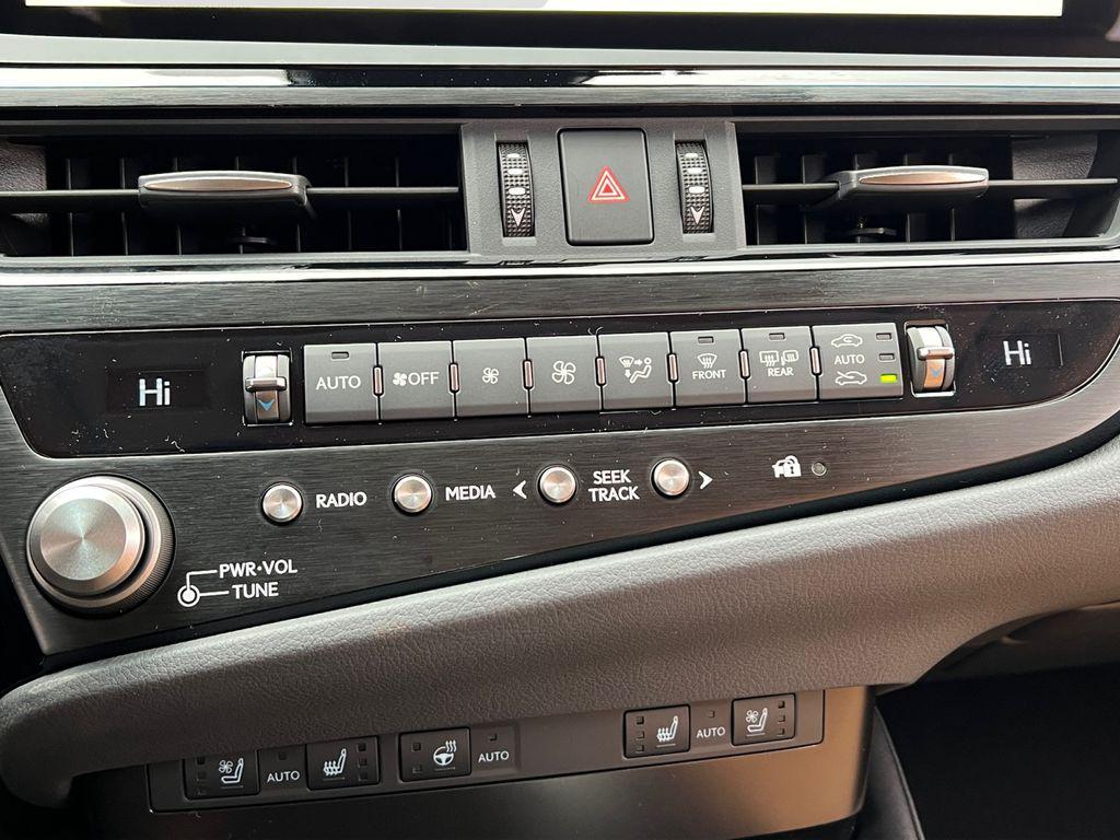 new 2025 Lexus ES 350 car, priced at $47,560