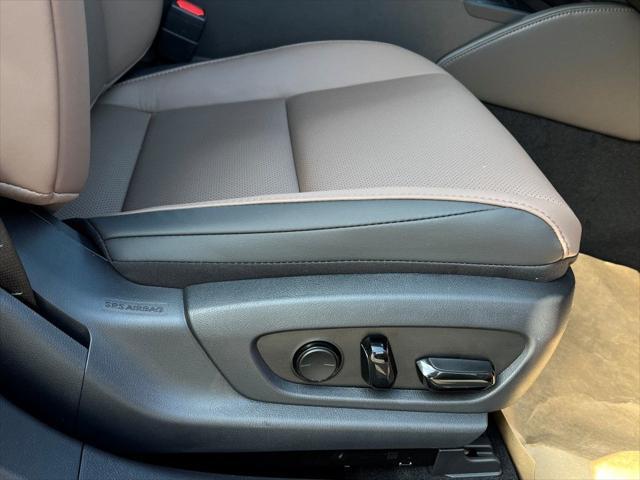new 2025 Lexus ES 350 car, priced at $47,465